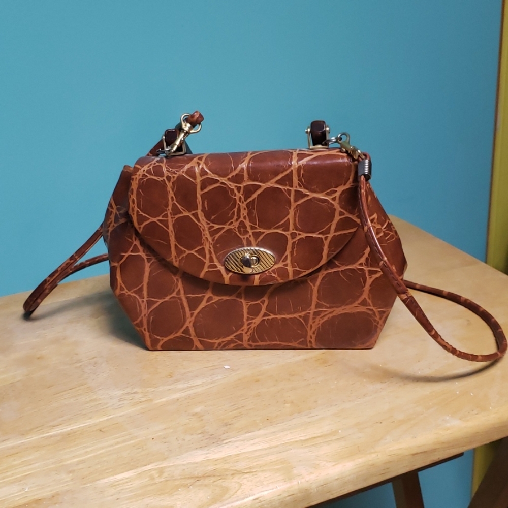 Giraffe Pattern Pleather Crossbody Bag